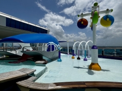 Caribbean Princess Splashpad Water Playground picture