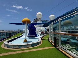 Caribbean Princess Splashpad Water Playground picture