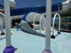 Caribbean Princess Splashpad Water Playground picture