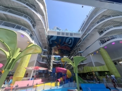 Splash Away Bay picture