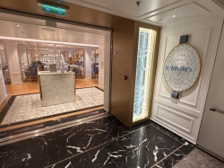 Norwegian Viva Le Bistro French Restaurant picture