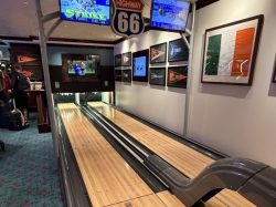 Norwegian Breakaway Bowling picture