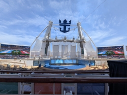 Symphony of the Seas Aqua Theater picture