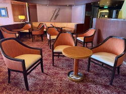 Explorers Lounge picture