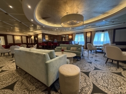 Azamara Quest Discoveries Bar picture