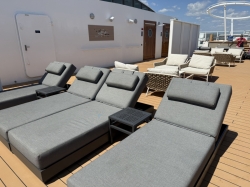 Norwegian Breakaway Vibe Beach Club picture