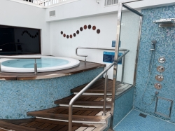 Norwegian Breakaway Haven Courtyard picture