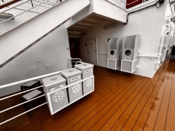 Noordam Observation walkway picture