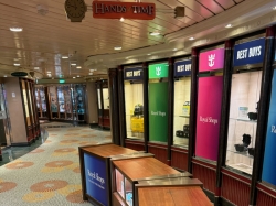Enchantment of the Seas Centrum Shops picture Uploaded in 2026 Photo courtesy of Aaron Wadzinski. Enchantment of the Seas Centrum Shops picture