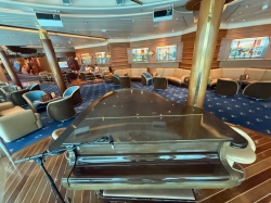 Enchantment of the Seas Schooner Bar picture Uploaded in 2026 Photo courtesy of Aaron Wadzinski. Enchantment of the Seas Schooner Bar picture