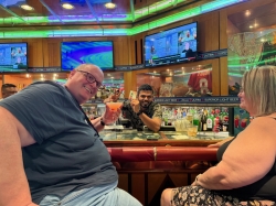 Enchantment of the Seas Casino Bar picture Uploaded in 2026 Photo courtesy of Aaron Wadzinski. Enchantment of the Seas Casino Bar picture