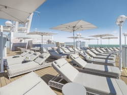 Norwegian Gem Vibe Beach Club picture