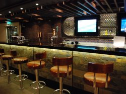 Norwegian Getaway Garden Cafe picture