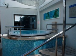 Norwegian Getaway Haven Courtyard picture