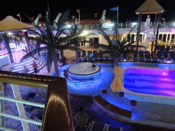 Carnival Fascination Resort-Style Pool picture