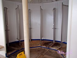 Norwegian Sky Pools picture