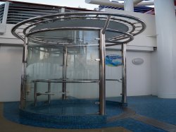 Norwegian Breakaway Main Pool picture