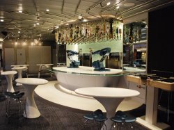Quantum of the Seas Bionic Bar picture