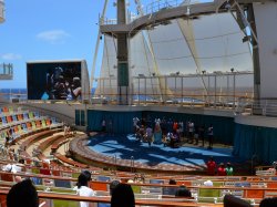 Allure of the Seas Aquatheater picture