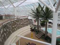 Oasis of the Seas Solarium picture