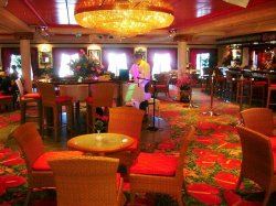 Pride of America Pinks Champagne Bar picture