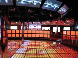 Carnival Splendor Red Carpet Dance Club picture