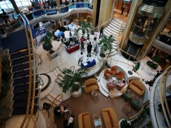 Grandeur of the Seas Centrum picture