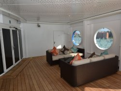 Seven Seas Mariner Horizon Lounge Deck picture