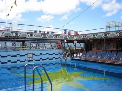 Carnival Victory Sirens Pool picture