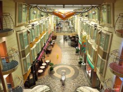 Independence of the Seas Royal Promenade picture