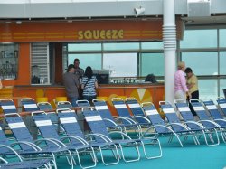 Squeeze picture