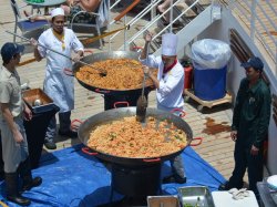 Liberty of the Seas Main Pool picture Uploaded in 2017 Photo courtesy of Steve Millay. Liberty of the Seas Main Pool picture