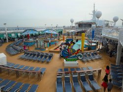 Mariner of the Seas Pools picture