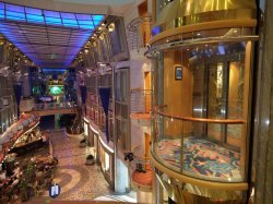 Mariner of the Seas Royal Promenade picture