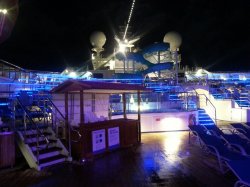 Carnival Conquest Sun Pool picture
