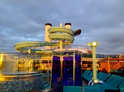 Carnival Miracle Serenity picture