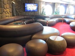 The Aft Lounge picture