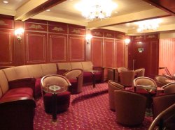 Silver Whisper Show Lounge picture