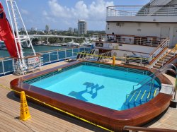 Ruby Princess Terrace Pool picture