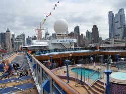 Carnival Miracle Ulysses Main Pool picture