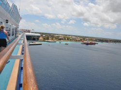 Star Princess II Sun Deck Forward picture