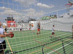 Norwegian Star Sports Court picture