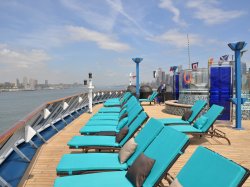 Carnival Miracle Serenity picture