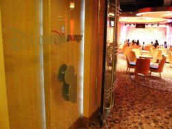 Disney Magic D Lounge picture