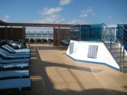 Carnival Dream Serenity picture