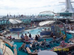 Splendour of the Seas Main Pool picture