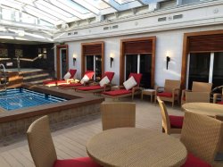 Norwegian Gem Haven Pool picture