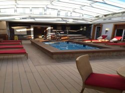 Norwegian Gem Haven Pool picture
