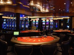 Anthem of the Seas Casino Royale picture