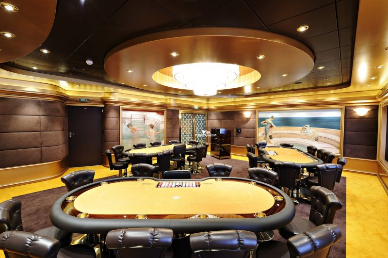 cruise ships with poker rooms